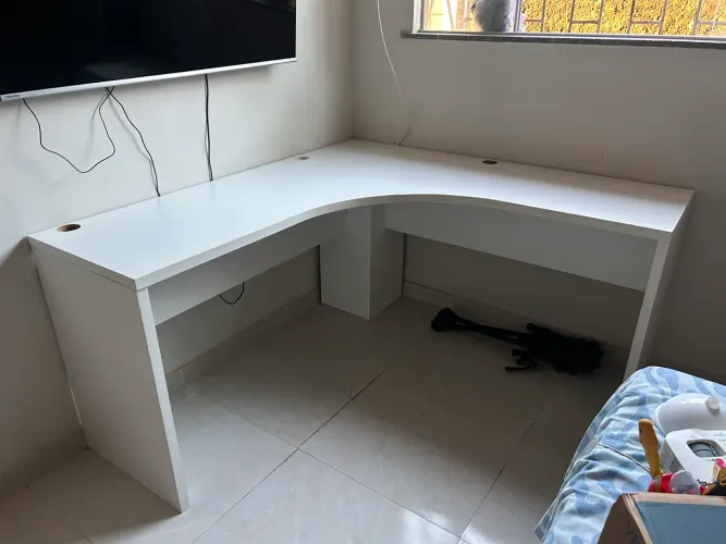 MESA/ESCRIVANINHA 100% MDF DE CANTO PAREDE