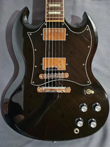 Gibson SG Standard