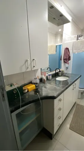 Balcão móvel banheiro 