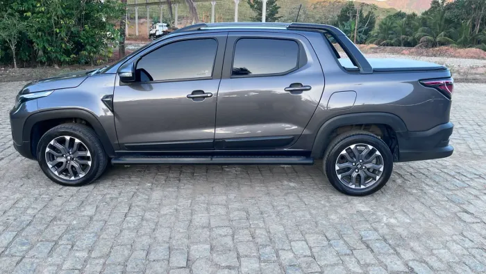 Fiat Strada Ultra 1.0 Flex Turbo CD Aut. 2025