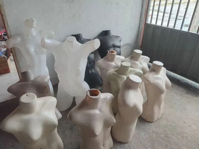12 peças excelente estado faço entrega na zona norte 20 rs