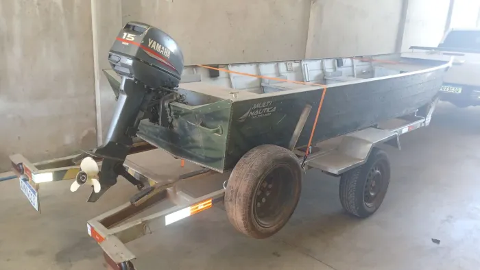 Barco carretinha e motor tudo ok
