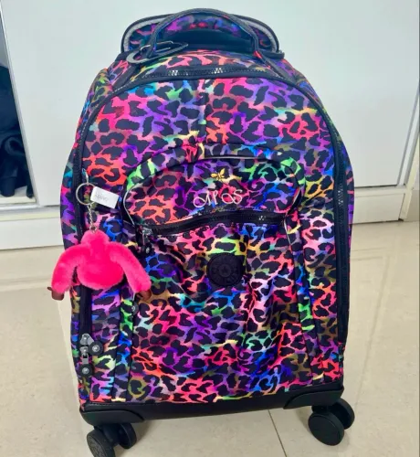 Mochila Kipling rodinhas colorida