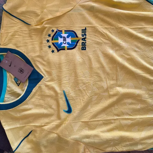 Camiseta Seleção Modelo Jogador ?