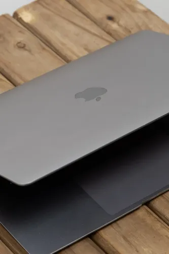 MACBOOK AIR M1