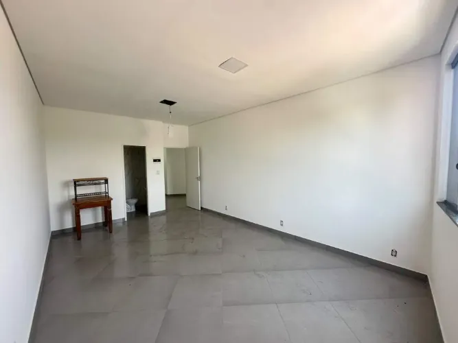 Sala para alugar no Bairro Tirol