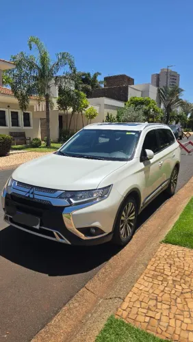 Mitsubishi Outlander HPE 2.0 16V 5P Aut. 2020