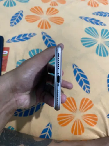 Vende-se iPhone 8 Plus
