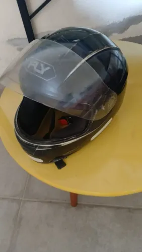 Capacete fly