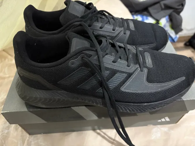 Tênis Adidas Run Falcon tamanho 41