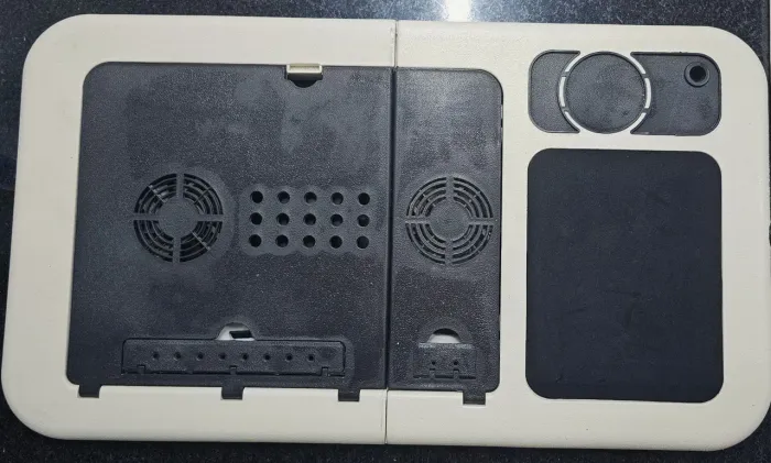 Mesa Dobrável para Notebook com Cooler USB e Porta Copos