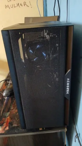 CPU AMD Ryzen 3 3200ge 16gb ddr4 ssd 256gb nvme fonte 500w 80plus aceito cartão