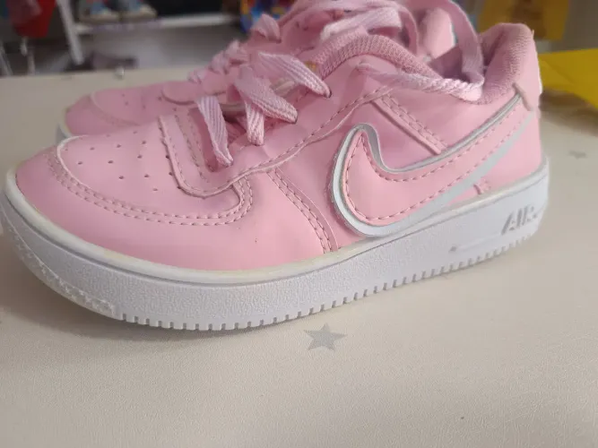 Tênis Nike infantil 