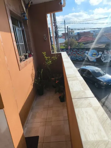 Casa com salão comercial ou Garagem em Jordanésia