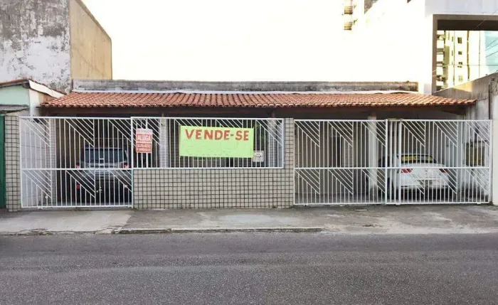 Casa à venda, 4 quartos, 1 suíte, 5 vagas, Grageru - Aracaju/SE