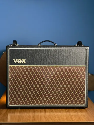 VOX AC30C2 + Válvulas Novas