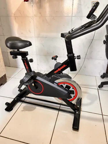 Bicicleta de Spinning Medpoint em excelente estado