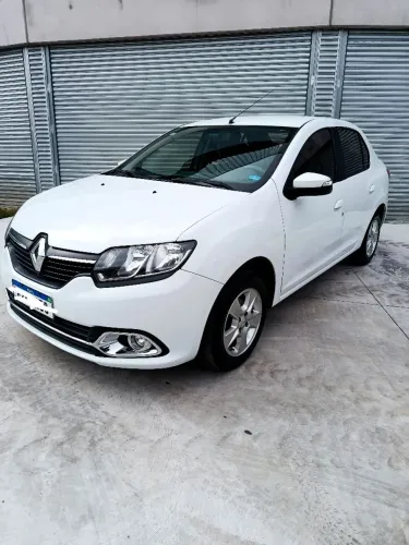 Renault Logan Dynamique Hi-flex 1.6 8V 4P 2015