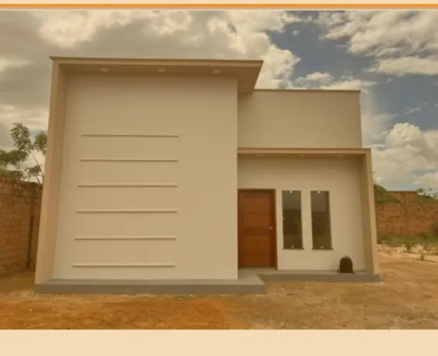 Aluga- se uma casa nova no bairro Airton Rocha, 1.100 mais o caução de 1000.