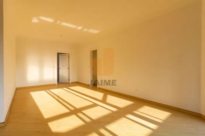 Apartamento 3 dorms 3 vagas na Rua Barão de Melgaço, Real Parque Ed. Mont Bianco