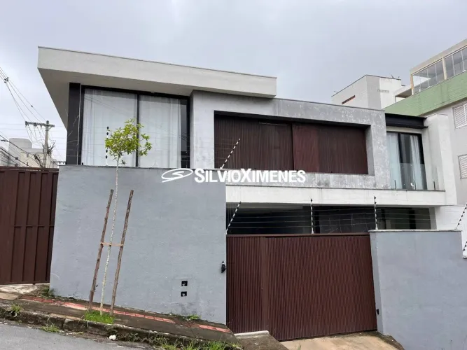 Residencial Casa no Nova Granada com 260,00 (M²), 3 quartos e 2 vagas para Venda