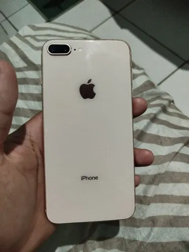 iPhone 8 plus 