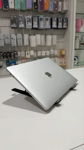 MacBook Pro m1 Touch Bar 8/256GB