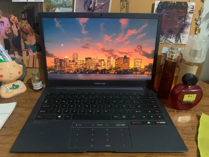 Notebook positivo