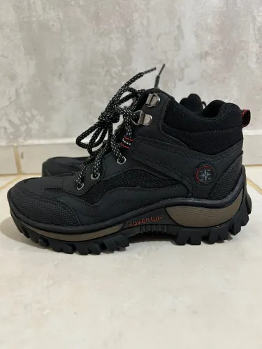 Botinha número 30/31