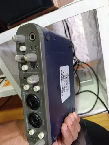 Interface de áudio - m-audio fast track pro