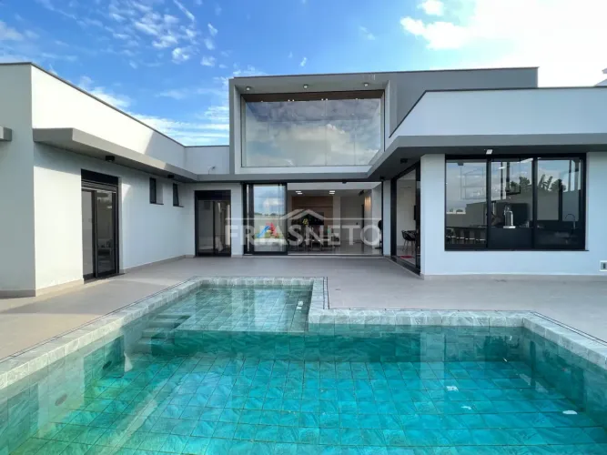 Casa à venda no Condomínio Terras de Ártemis