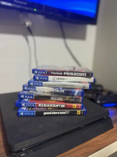 PS4