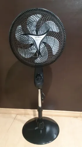 Ventilador de Coluna Britânia Mega Turbo 30 Six - 127V