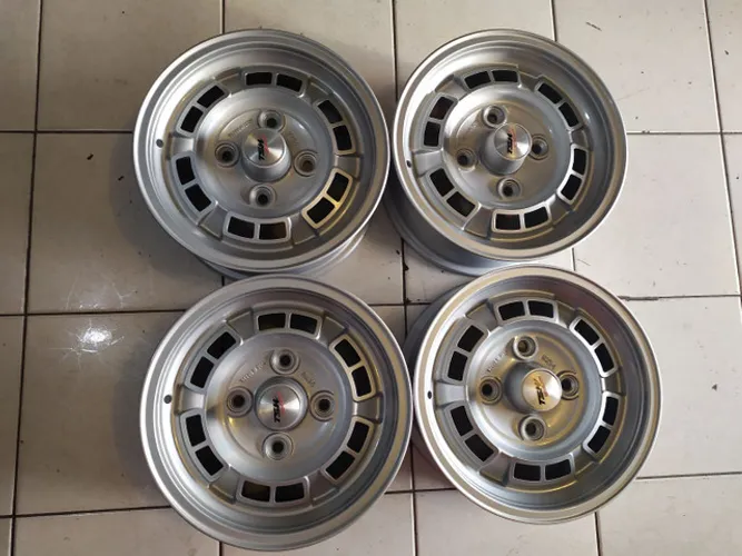 Rodas aro 14 fusca