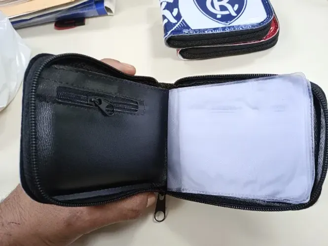 Carteira porta cédulas times de futebol.