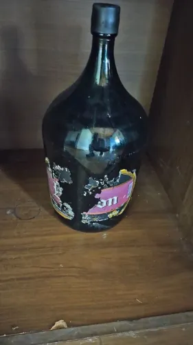 Vinho antigo 