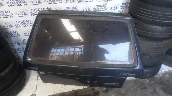 Tampa traseira Uno Mille elx 98 com vidro.