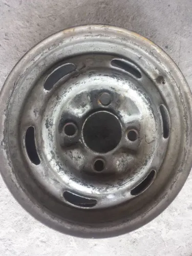 Roda de ferro aro 14 Volkswagen Brasília Preta original 4x130 usadas 