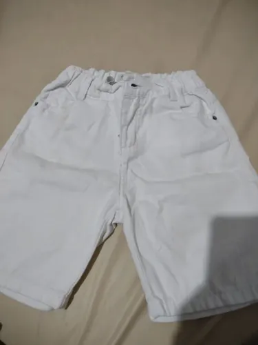 Bermuda branca infantil 04 anos