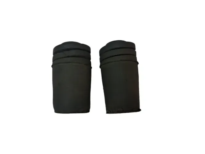 Batente tampa traseira Nissan March 2011/14