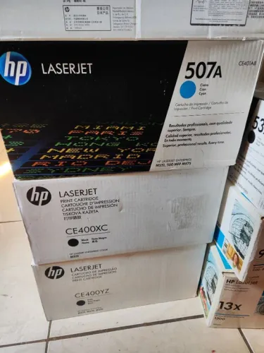 Toner original Hp Ce400 pret- color