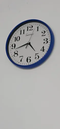 Lindo Relógio de Parede Azul Lindo , Lindo !!!