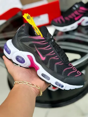 Nike TN feminino linha Premium