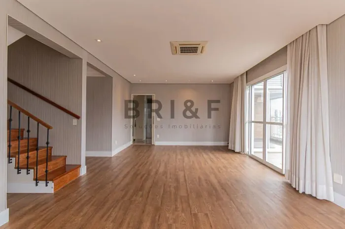 Apartamento Cobertura para venda ou locação com 4 suítes, varanda, 3 vagas no Brooklin