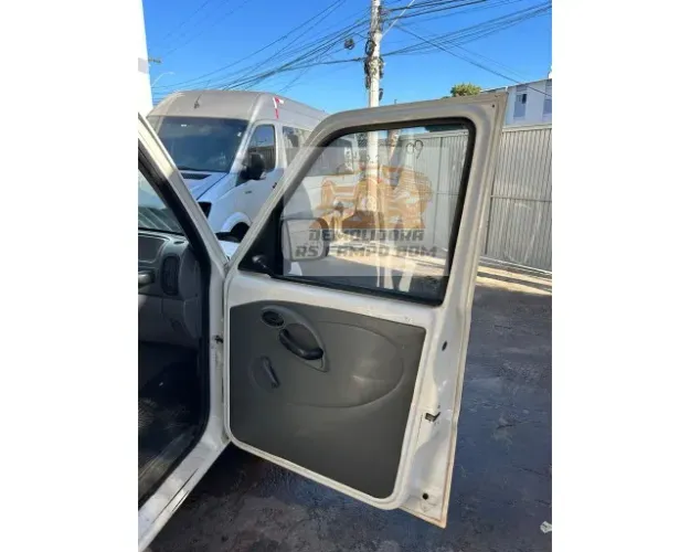 Porta Direita Mahindra 2.6 2010 4x4