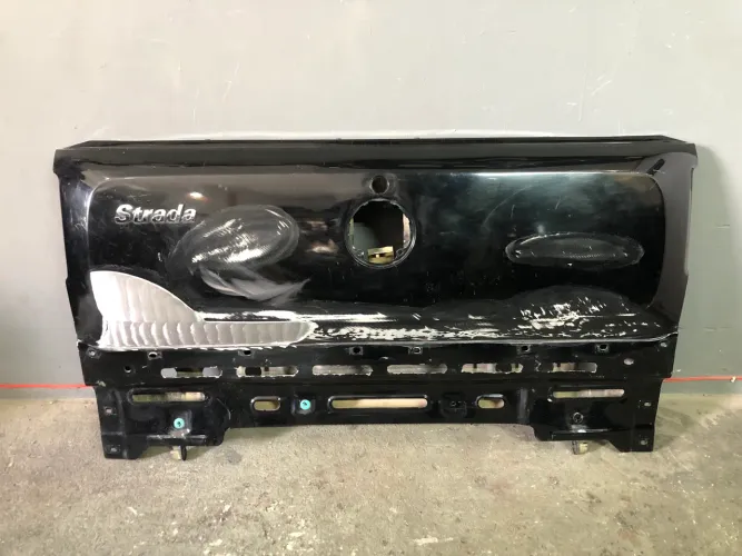 Tampa Traseira Fiat Strada Working 2014 Á 2019
