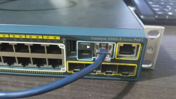 Switch POE catalyst 2960-s