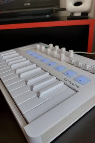 Arturia Minilab Mk3 - Ed Especial