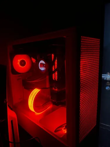PC Gamer RTX3080 + Ryzen 7 5700X