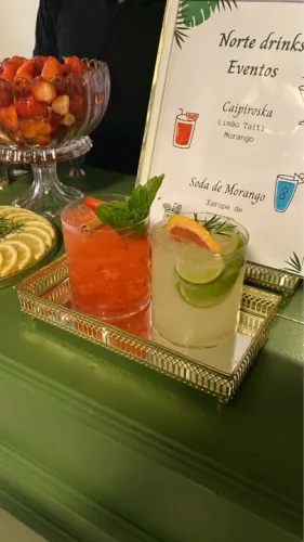 Bar De Drinks 